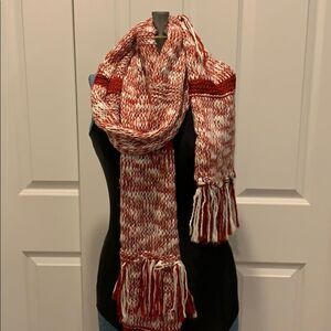 ❄️ Old Navy Red & White Knit Scarf | NWT | Cozy Winter Essential ❄️